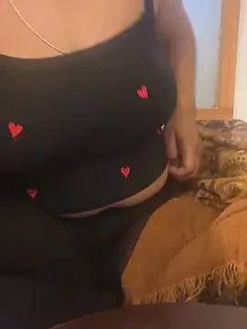 Snapshot of Shana-12 chatting on November 2025 05:59:01 PM Shana-12 online show from November 2025 05:59:01 PM