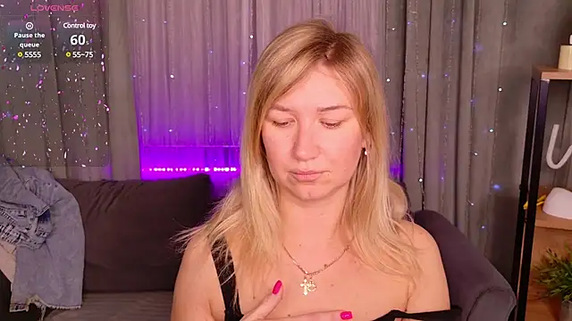 MilaBott online show from January 2025 01:05:02 AM