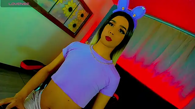 Snapshot of samantha_official_ chatting on January 2025 04:37:02 AM samantha official online show from January 2025 04:37:02 AM