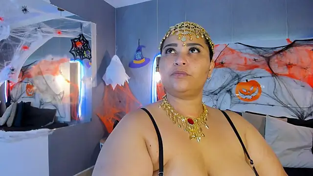 Clarigil online show from October 2025 10:01:01 PM