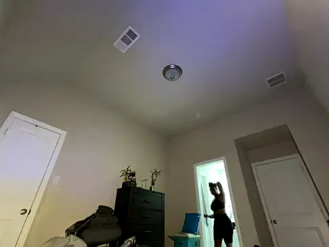 wynterheat online show from October 2025 01:26:02 AM