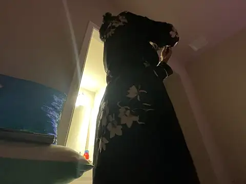 wynterheat online show from October 2025 12:54:01 AM