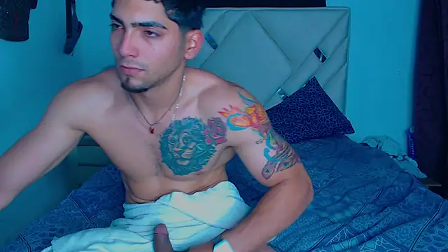 Rich boy01 online show from February 2025 08:57:01 PM