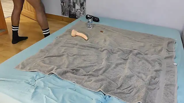 nickgode69 online show from August 2026 08:33:01 PM
