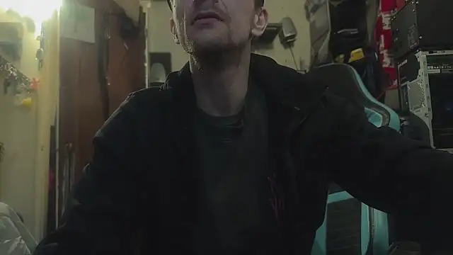 Snapshot of deadpi chatting on January 2025 04:29:02 PM deadpi online show from January 2025 04:29:02 PM