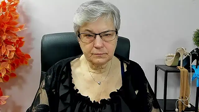 IrisDream online show from November 2025 07:21:02 AM