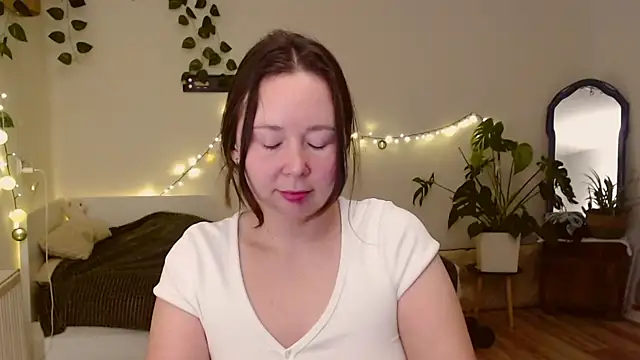 nextdoorbabygirl online show from October 2025 07:24:02 PM