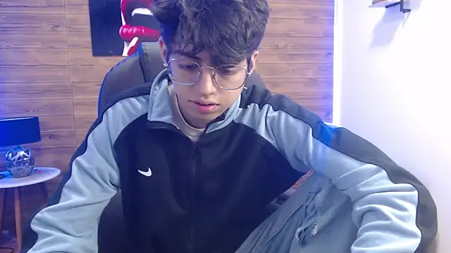 jhoellx online show from March 2025 12:39:02 PM