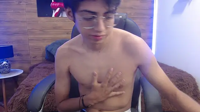 jhoellx online show from March 2025 12:45:01 PM