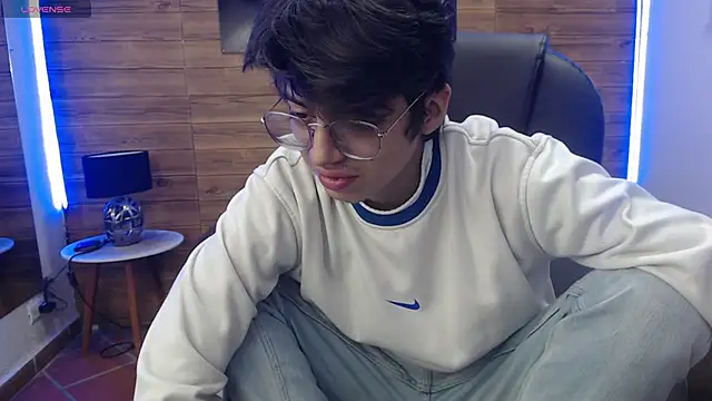 jhoellx online show from March 2025 12:35:02 PM