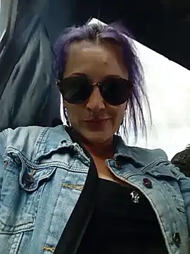 sophie banger online show from November 2025 07:26:02 PM