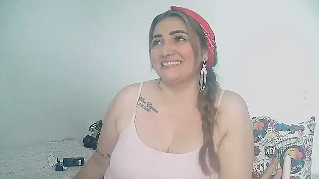 Paula-Harrison online show from December 2024 04:06:01 PM