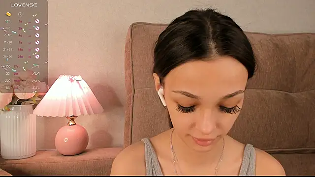 Snapshot of Jessie_meow chatting on January 2025 02:50:02 PM Jessie meow online show from January 2025 02:50:02 PM