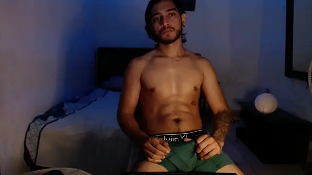 maxximus 100 online show from January 2025 08:25:01 AM