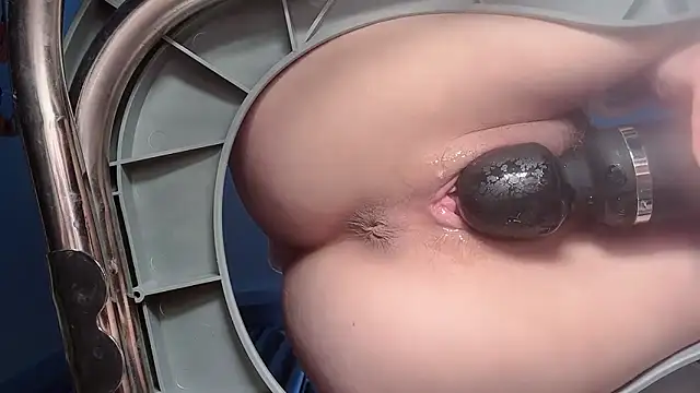 Krismil3 online show from November 2025 11:54:02 PM