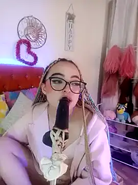 Yennastone online show from December 2024 06:17:02 AM