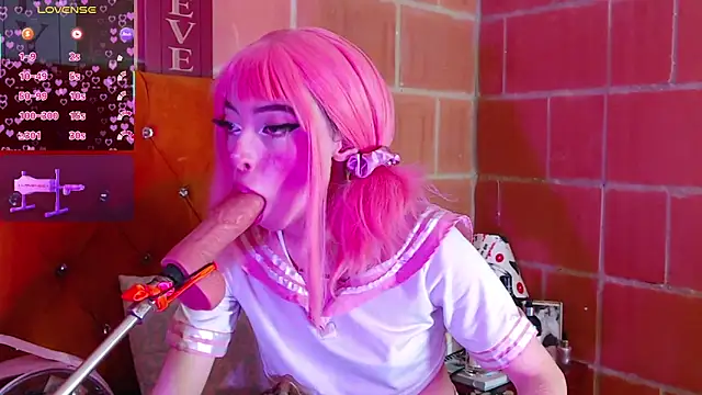 Yennastone online show from September 2025 01:10:01 AM