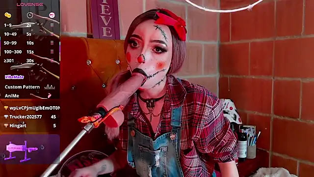 Yennastone online show from October 2025 03:38:01 AM