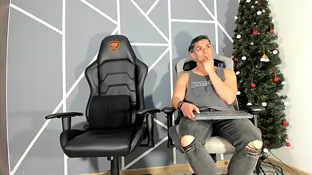 ianandjosephx online show from December 2024 05:14:02 AM