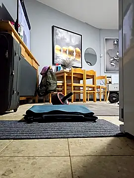 Snapshot of dickinyouto chatting on September 2025 07:25:01 PM dickinyouto online show from September 2025 07:25:01 PM