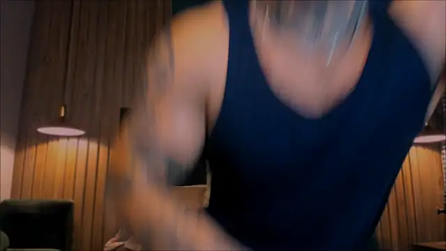 Snapshot of LeoSalvatore_ chatting on February 2025 03:42:02 AM LeoSalvatore online show from February 2025 03:42:02 AM