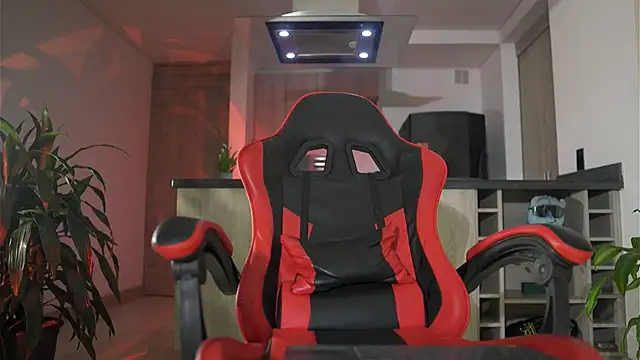 Snapshot of LeoSalvatore_ chatting on September 2025 10:03:02 AM LeoSalvatore online show from September 2025 10:03:02 AM