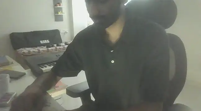 Snapshot of dominanthubby chatting on December 2024 05:31:01 AM dominanthubby online show from December 2024 05:31:01 AM