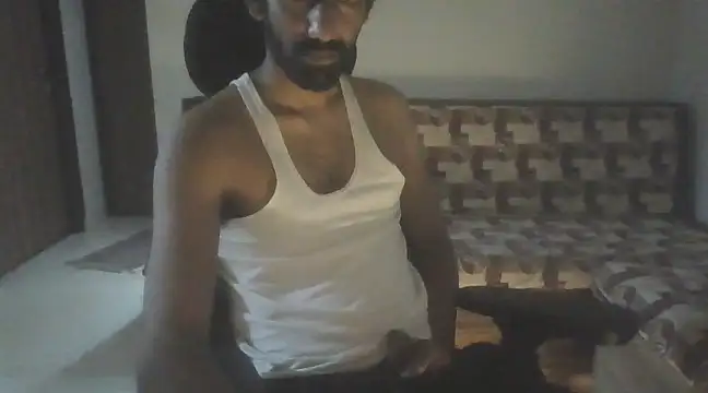 Snapshot of dominanthubby chatting on February 2025 06:55:01 PM dominanthubby online show from February 2025 06:55:01 PM