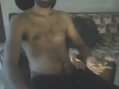 Snapshot of dominanthubby chatting on February 2025 07:41:02 PM dominanthubby online show from February 2025 07:41:02 PM