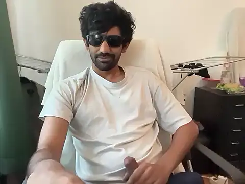 dominanthubby online show from June 2026 07:44:01 AM