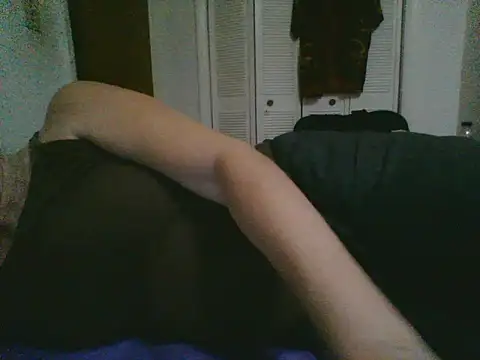 Emilylyn2501 online show from October 2025 02:08:01 AM