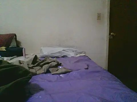 Emilylyn2501 online show from November 2025 02:23:01 AM