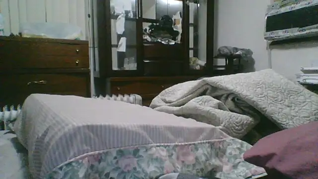 Emilylyn2501 online show from March 2026 03:03:02 AM