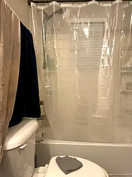 Snapshot of lovelyy_kitty chatting on November 2025 03:45:01 AM lovelyy kitty online show from November 2025 03:45:01 AM