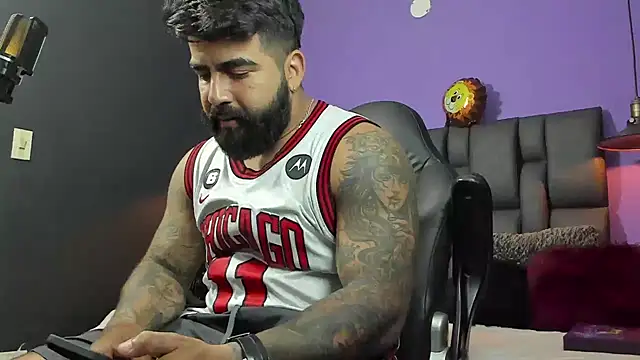 Lyon vach online show from January 2026 09:18:01 PM