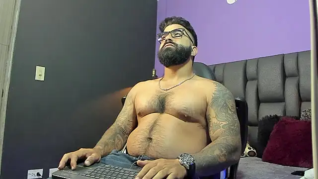 Lyon vach online show from January 2026 08:40:02 PM