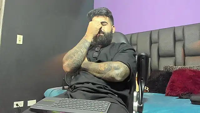 Lyon vach online show from February 2026 03:00:02 AM