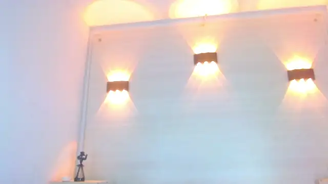 Snapshot of Molly_Spears chatting on February 2025 04:29:01 PM Molly Spears online show from February 2025 04:29:01 PM