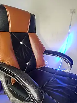 Black-Pearll online show from February 2025 03:16:01 PM