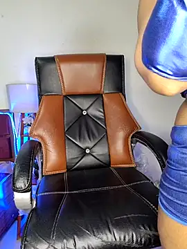 Black-Pearll online show from March 2025 03:39:01 PM