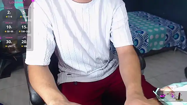 nolan twink1 online show from February 2025 05:42:01 PM