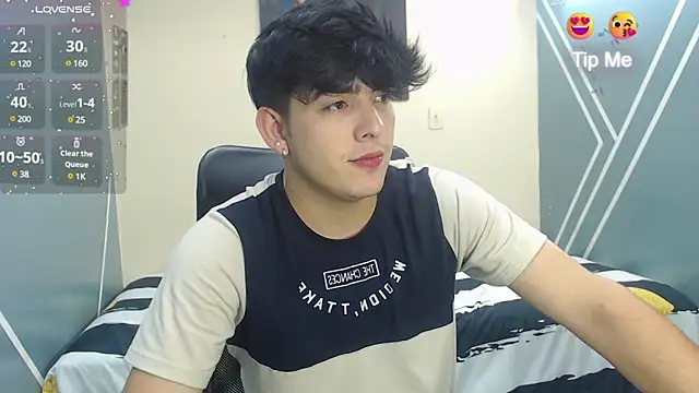 nolan twink1 online show from February 2025 05:50:01 PM