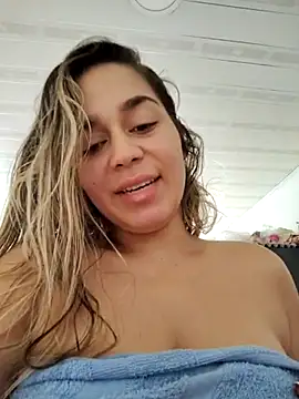 LaurenWelly  online show from February 2025 01:21:02 PM