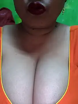 Snapshot of Rinki_Guptaa chatting on January 2025 06:08:02 PM Rinki Guptaa online show from January 2025 06:08:02 PM