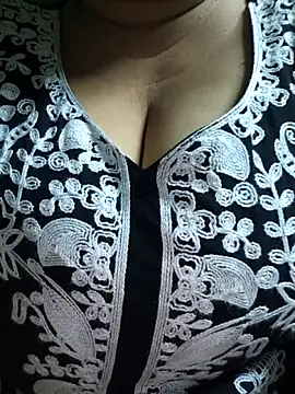 Rinki Guptaa online show from December 2025 10:11:01 AM