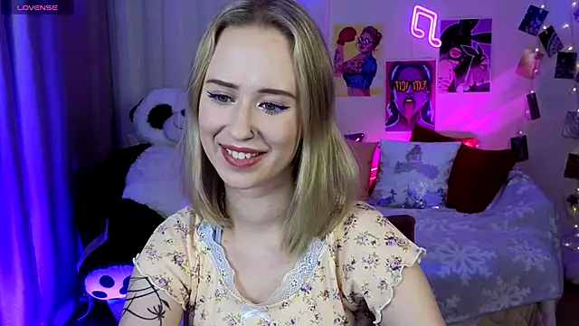 SashaBrooks online show from October 2025 06:04:01 PM