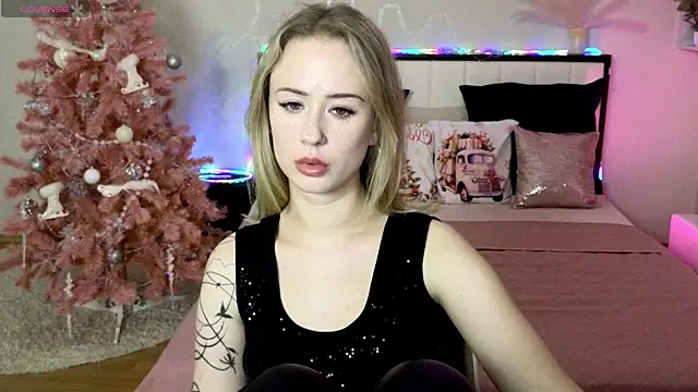 SashaBrooks online show from December 2025 02:03:01 PM