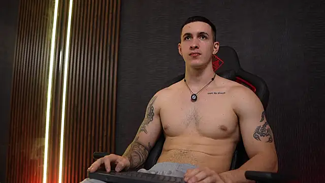 Snapshot of JacksonOlsenn chatting on February 2026 08:50:01 PM JacksonOlsenn online show from February 2026 08:50:01 PM