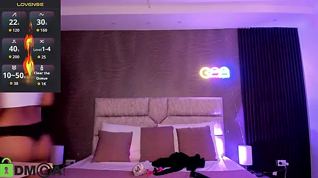 Cristal  adams online show from October 2025 12:22:02 PM