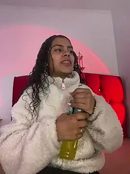 NINA 18 YEARS online show from February 2025 03:10:02 PM